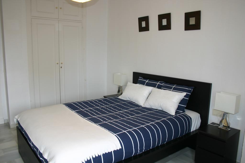 Apartamento Las Adelfas Jerez de la Frontera Esterno foto