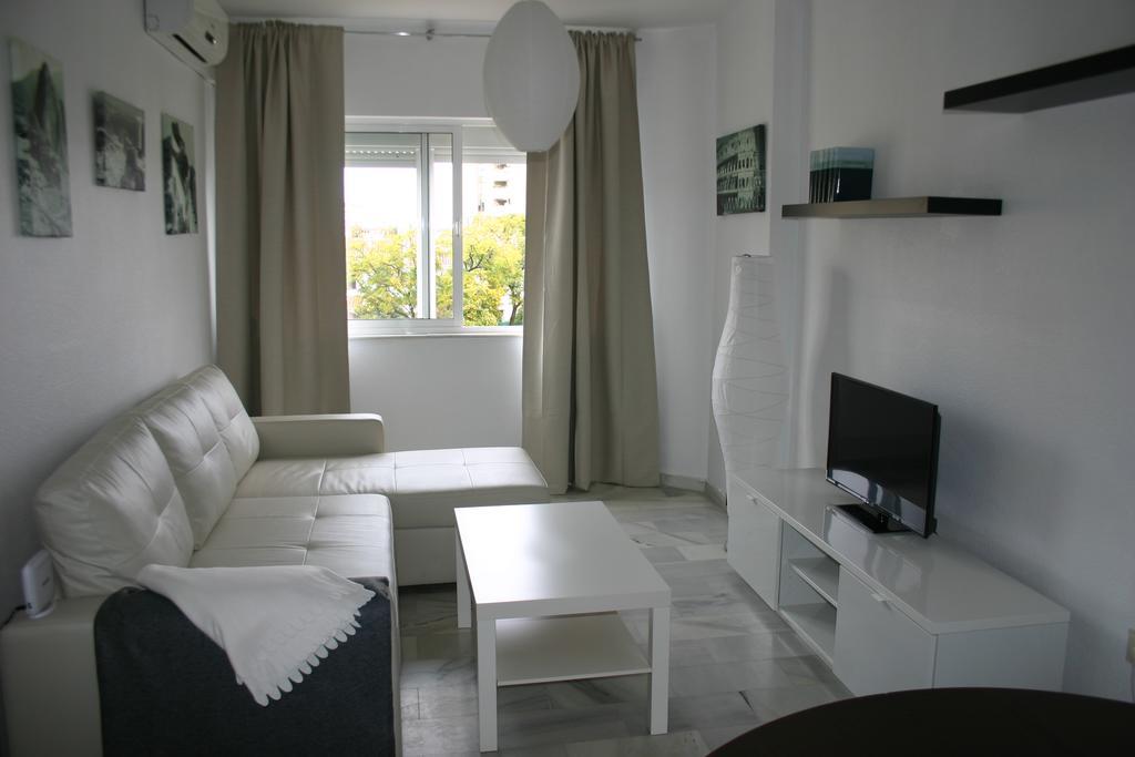 Apartamento Las Adelfas Jerez de la Frontera Esterno foto
